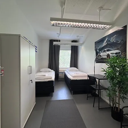 Kotimaailma - Vihtyisä *