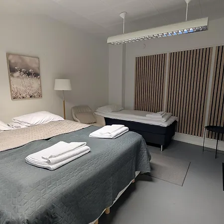 Kotimaailma Хостел *